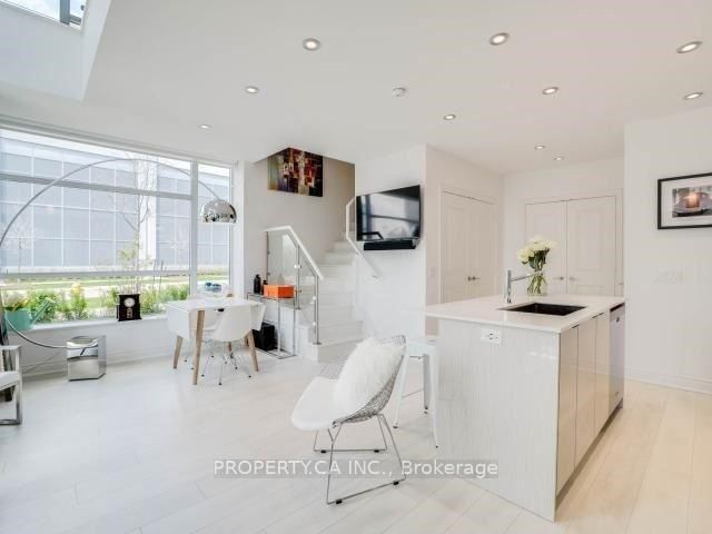 WL08 - 80 Marine Parade Drive