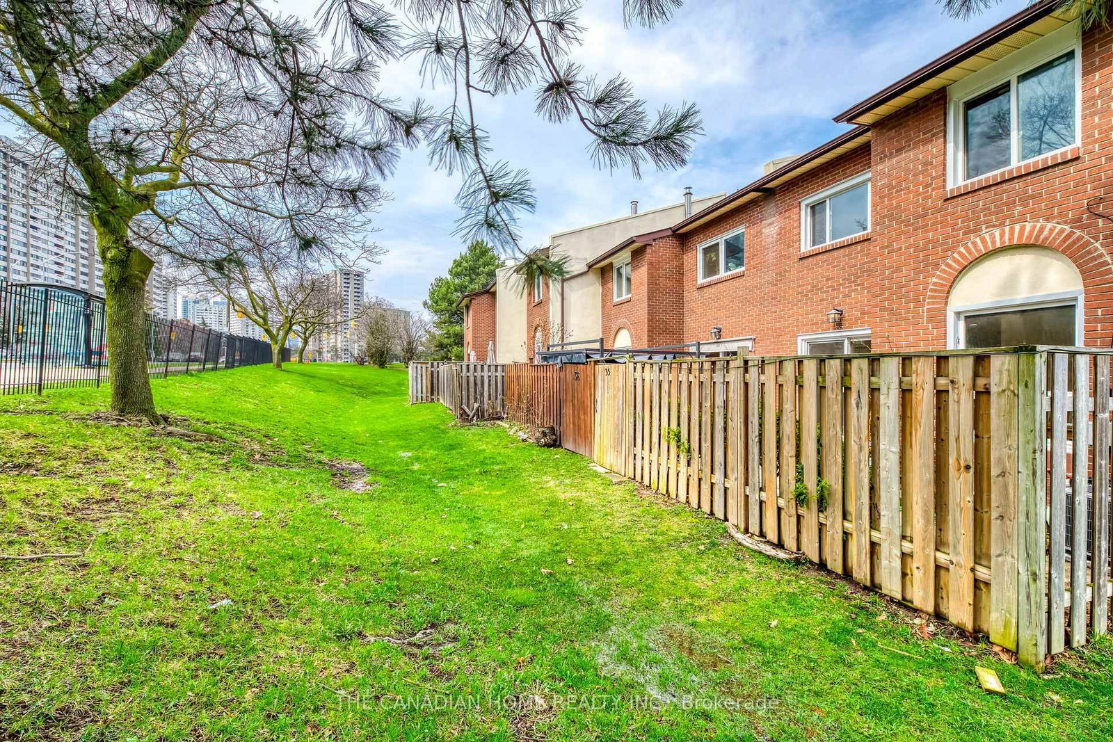 41 Mississauga Valley Boulevard E, Unit 35 - Photo 46