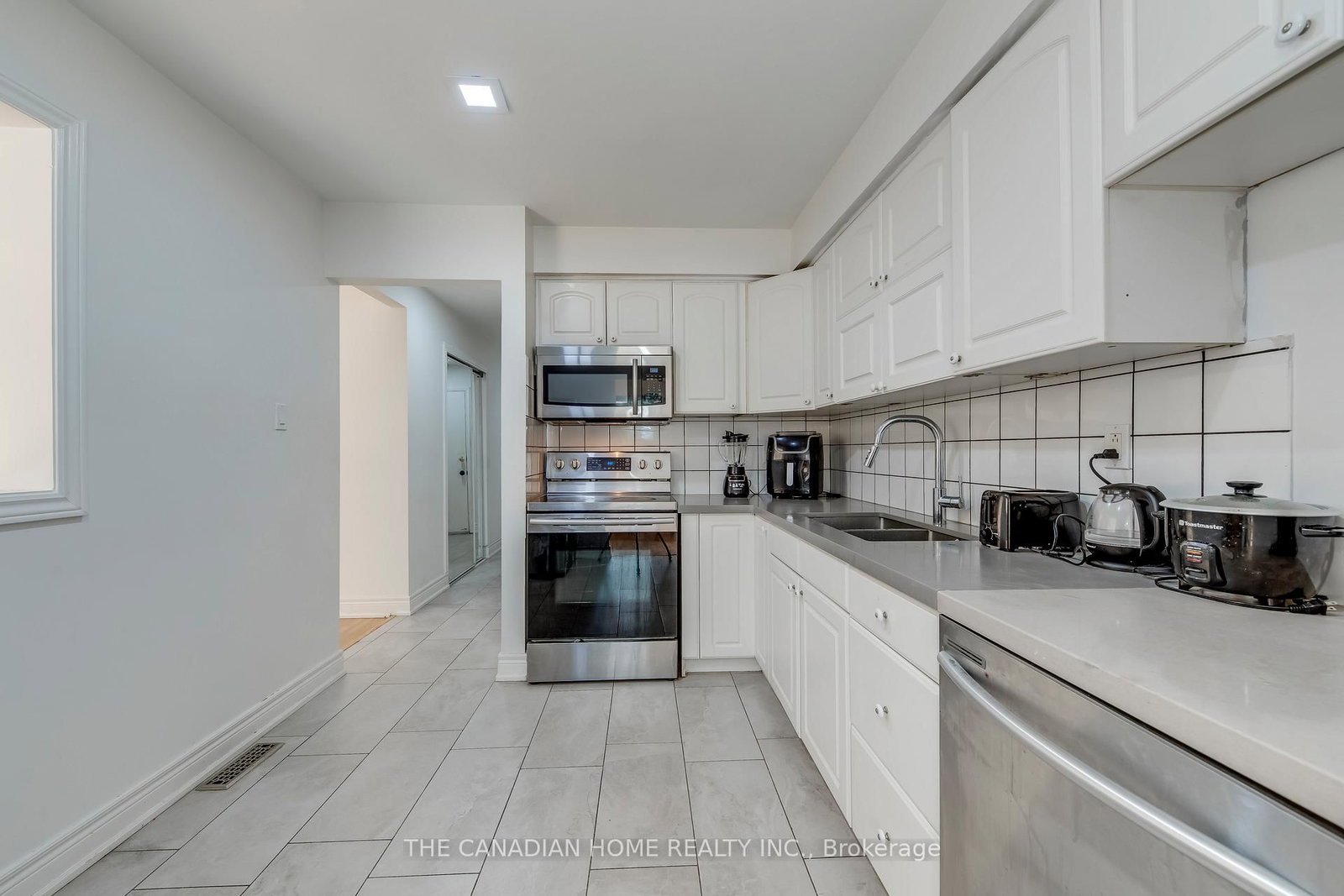 41 Mississauga Valley Boulevard E, Unit 35 - Photo 7