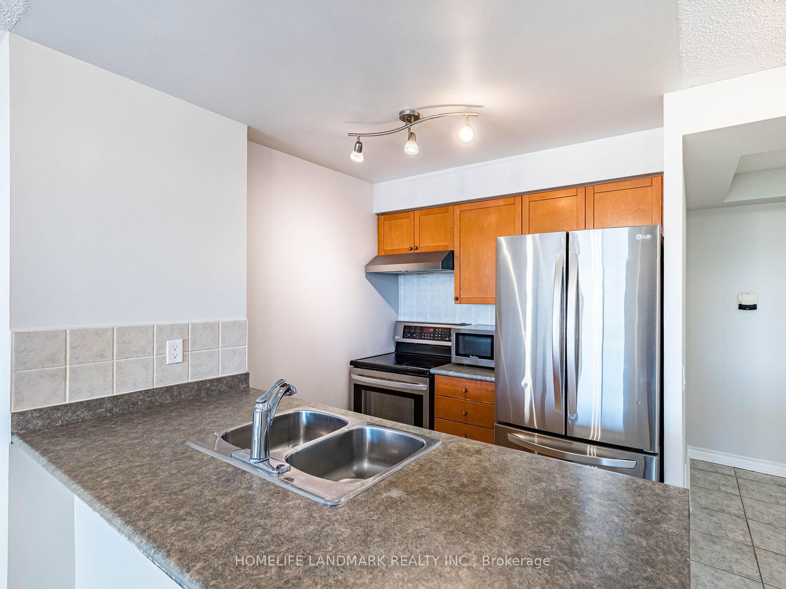 55 Strathaven Drive, Unit 1210 - Photo 6