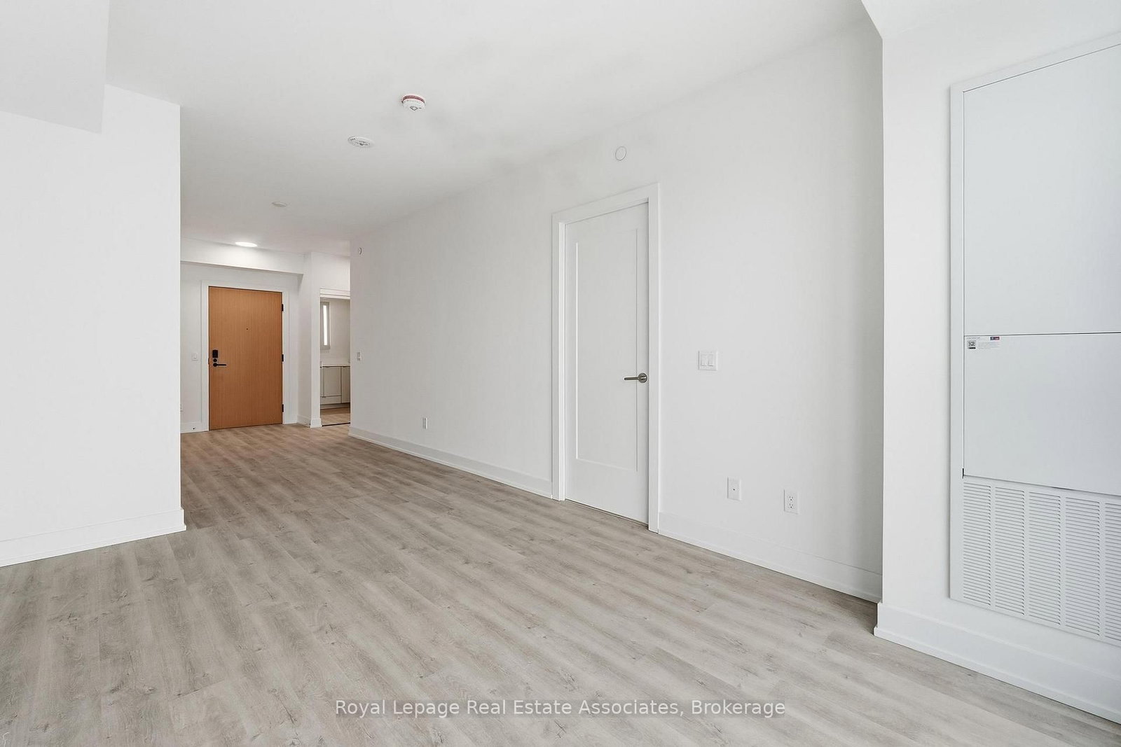 25 Cordova Avenue, Unit 315 - Photo 10