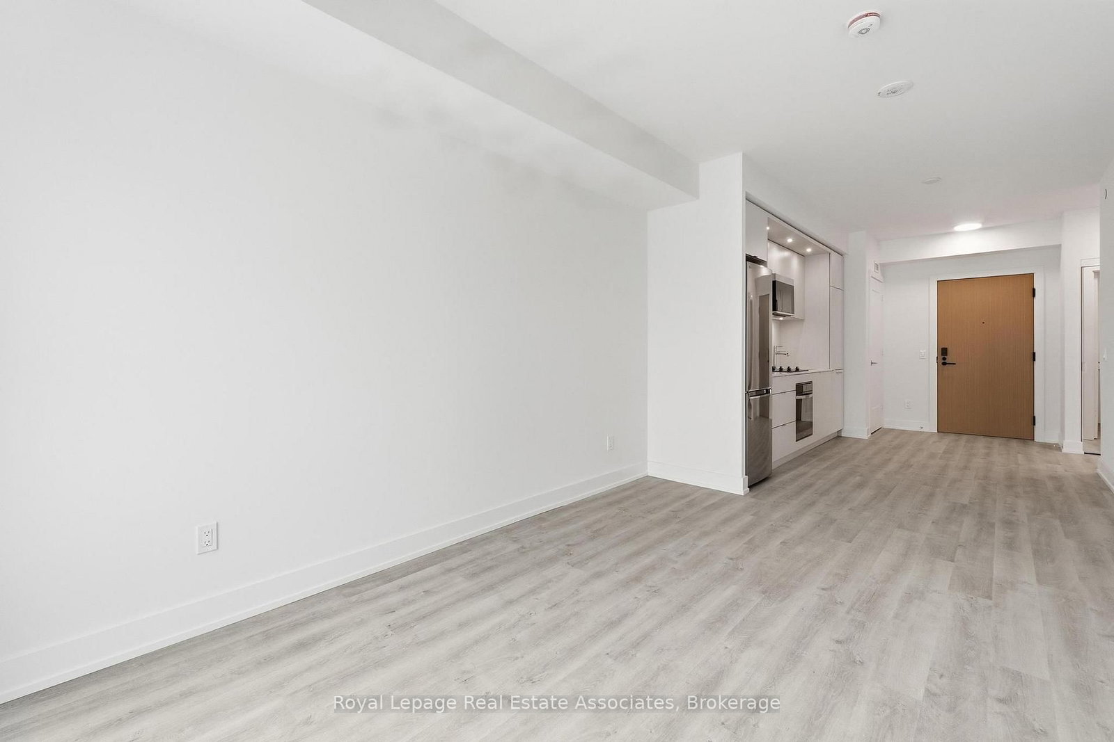 25 Cordova Avenue, Unit 315 - Photo 11