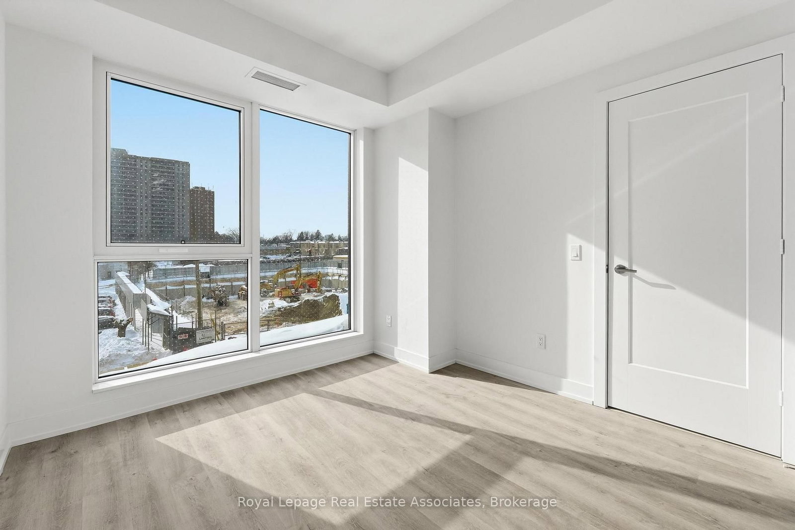 25 Cordova Avenue, Unit 315 - Photo 15