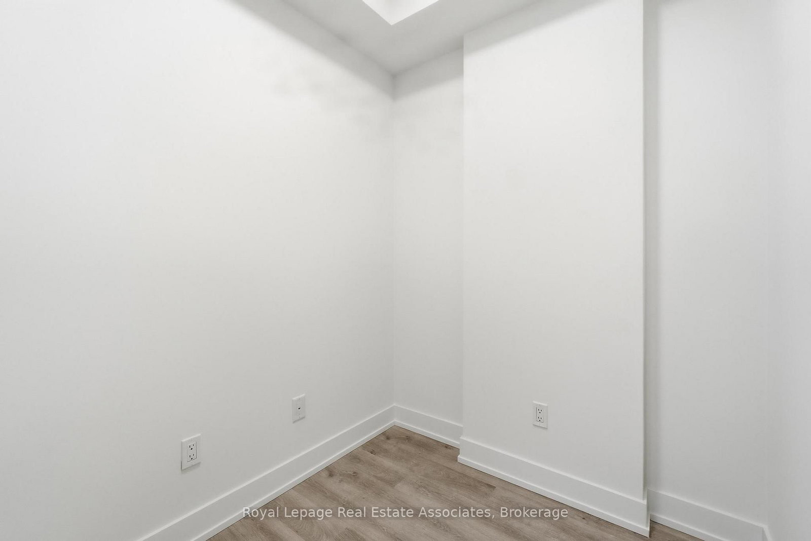 25 Cordova Avenue, Unit 315 - Photo 5