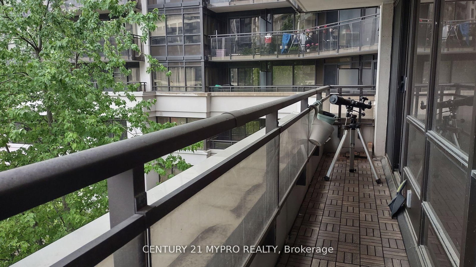 1060 Sheppard Avenue W, Unit 419 - Photo 8