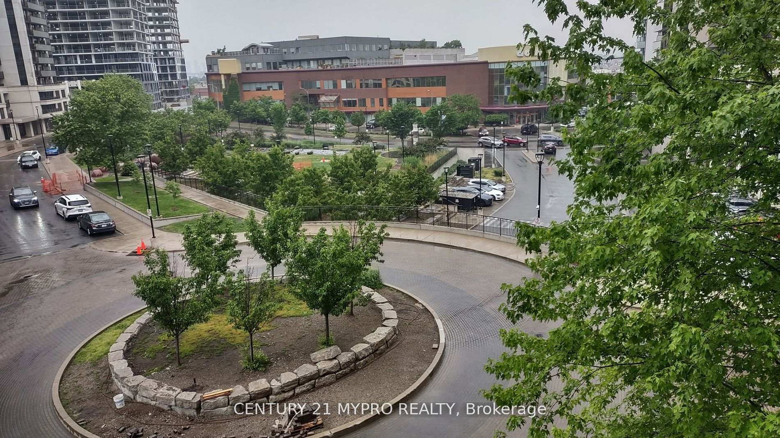 1060 Sheppard Avenue W, Unit 419 - Photo 9