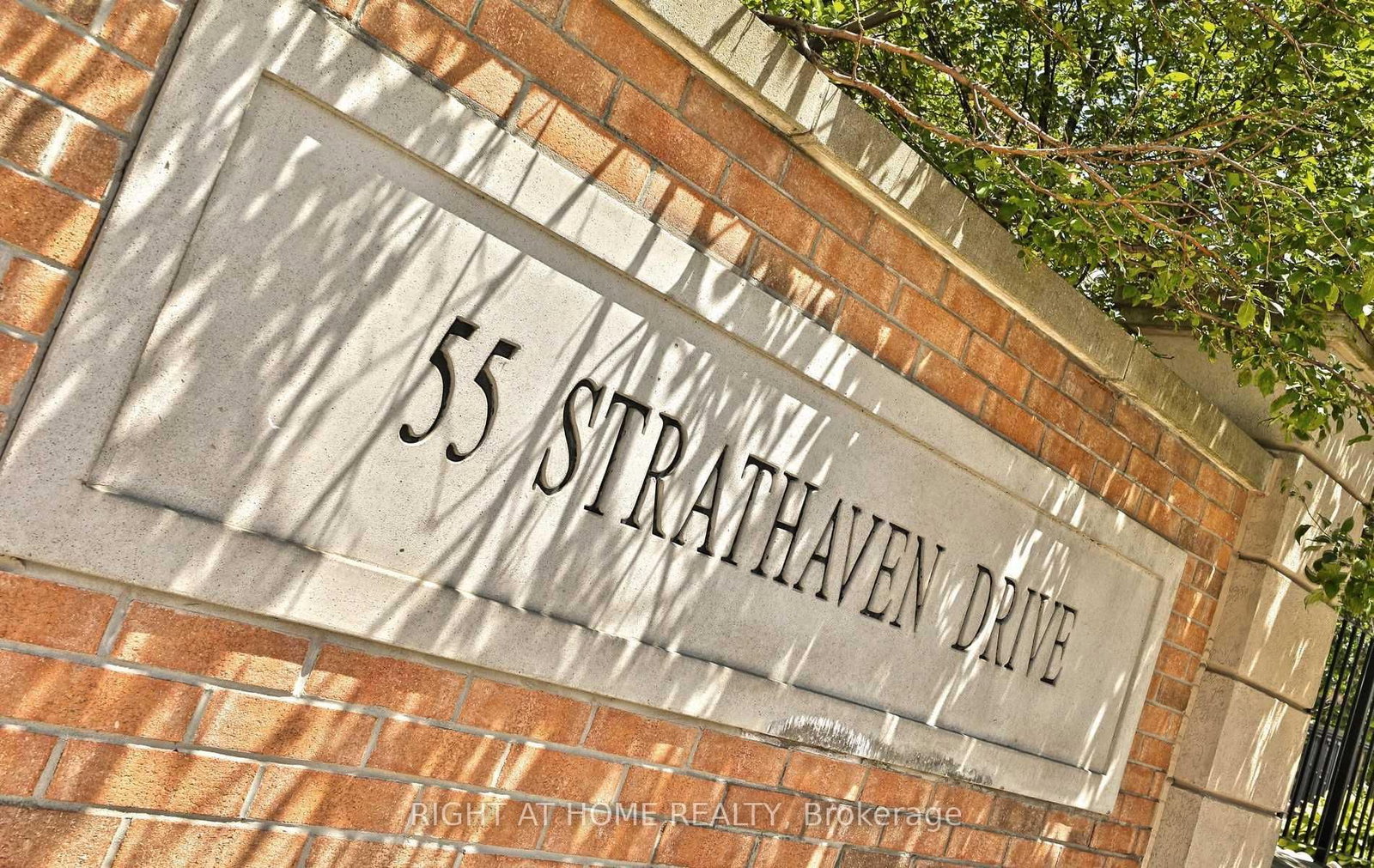 55 Strathaven Drive, Unit 1808 - Photo 34