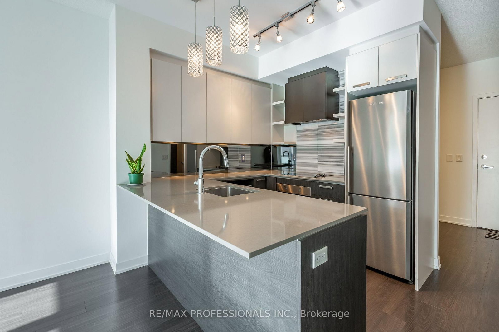 1830 Bloor Street W, Unit 317 - Photo 5