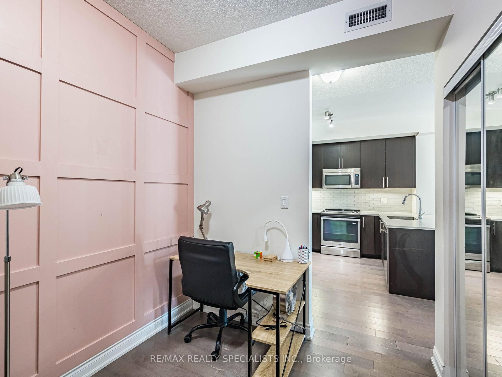 3170 Erin Mills Parkway, Unit 131 - Photo 16