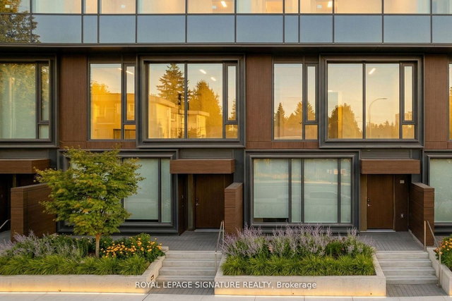 104 (TH4) - 448 Burnhamthorpe Road W