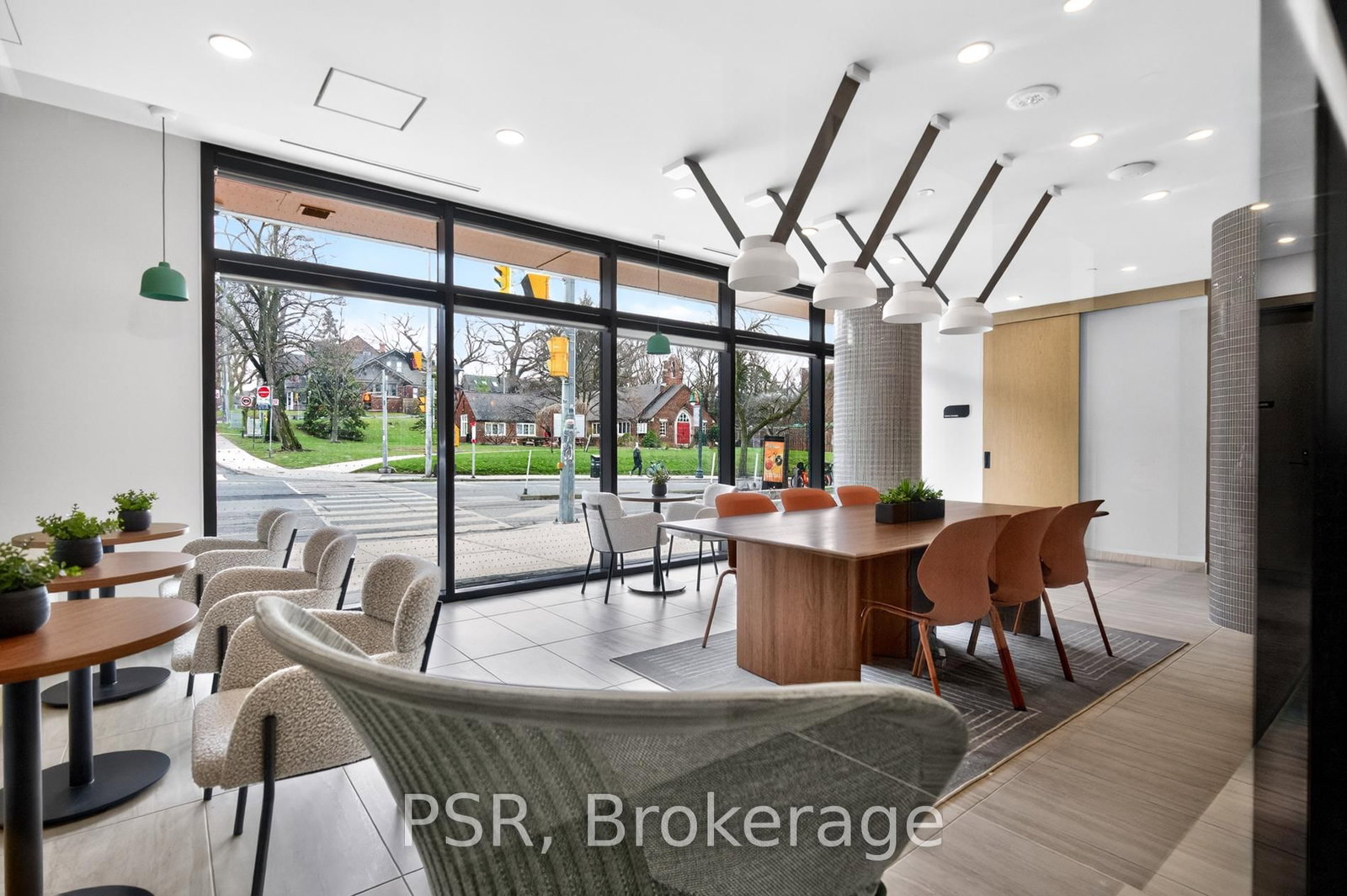 1660 Bloor Street W, Unit 707 - Photo 22