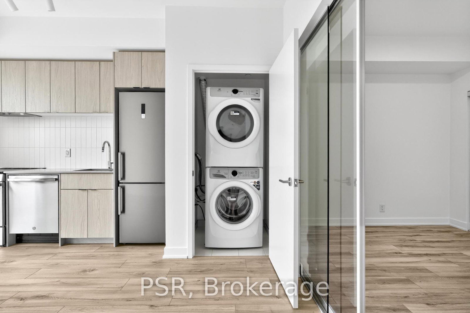 1660 Bloor Street W, Unit 707 - Photo 4