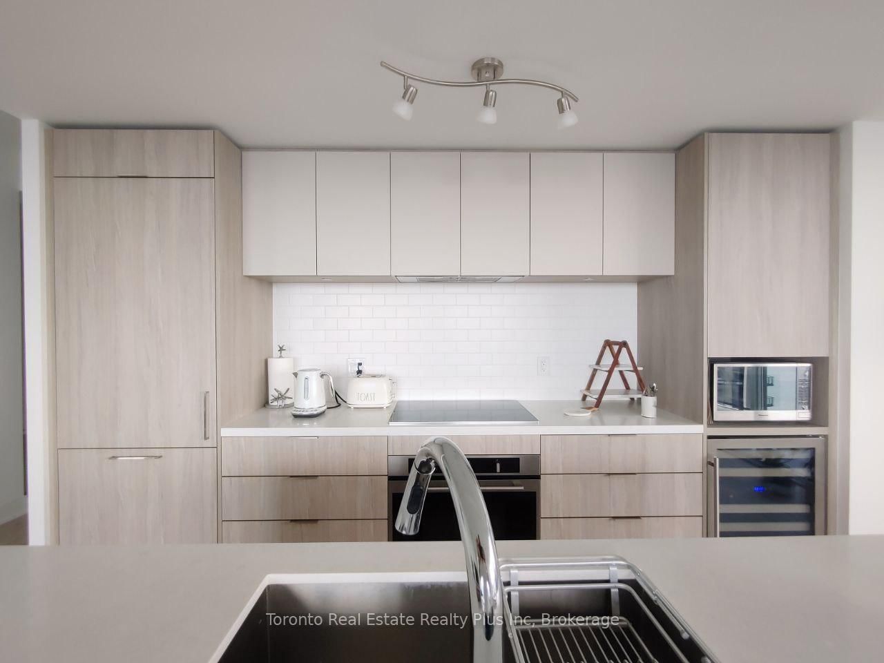 70 Annie Craig Drive, Unit 2604 - Photo 10