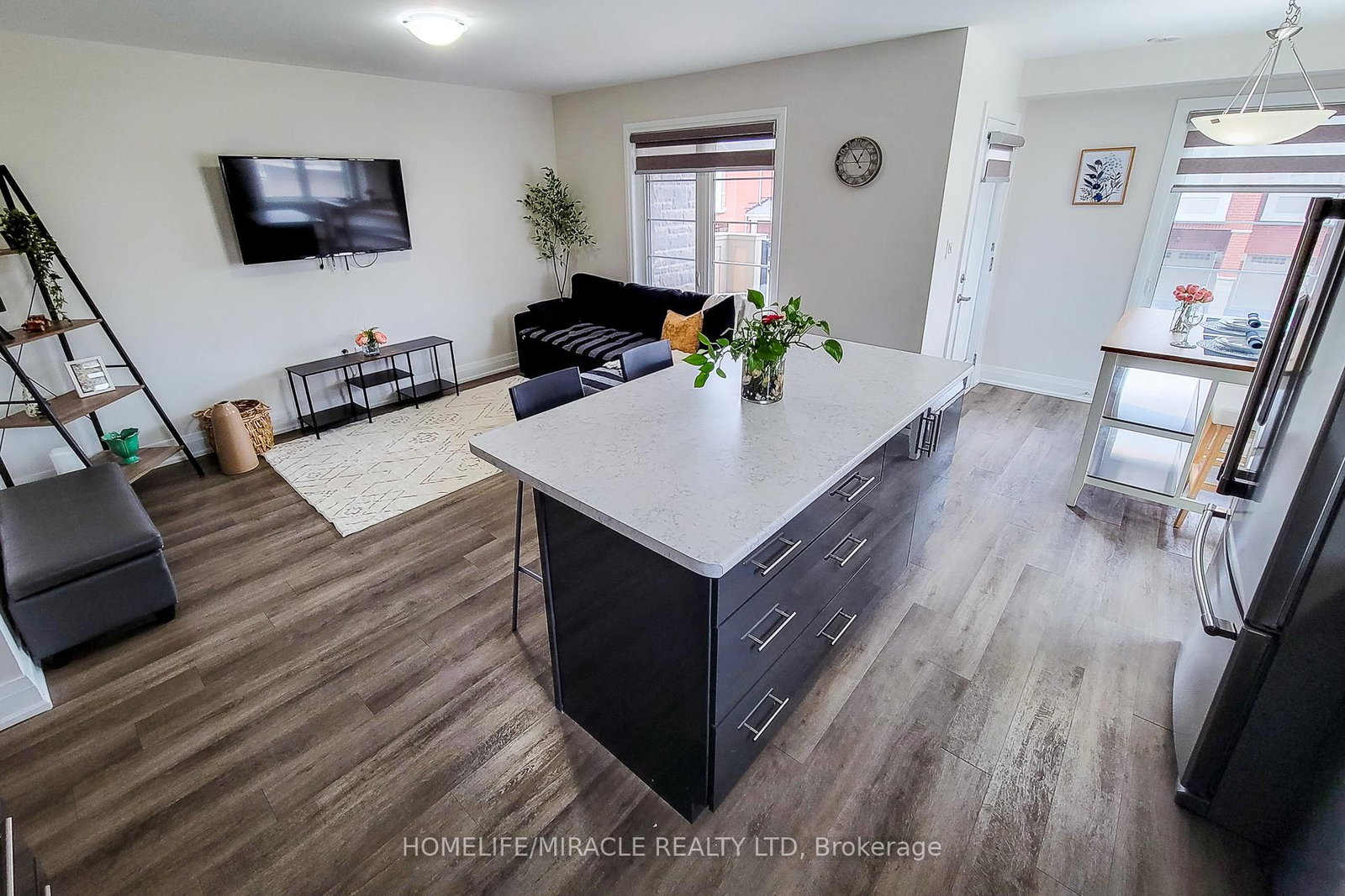 Townhouse for sale at 1274 Wintergreen Place, Milton, Ontario, L9E 1S4 - Cobban - MLS: W13010120