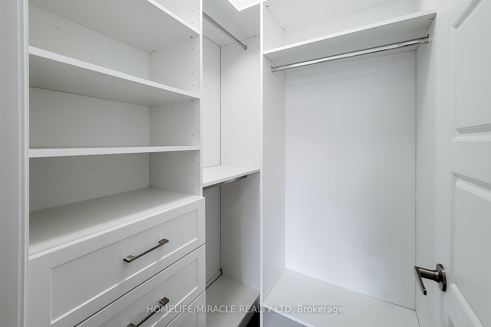 Townhouse for sale at 1274 Wintergreen Place, Milton, Ontario, L9E 1S4 - Cobban - MLS: W13010120