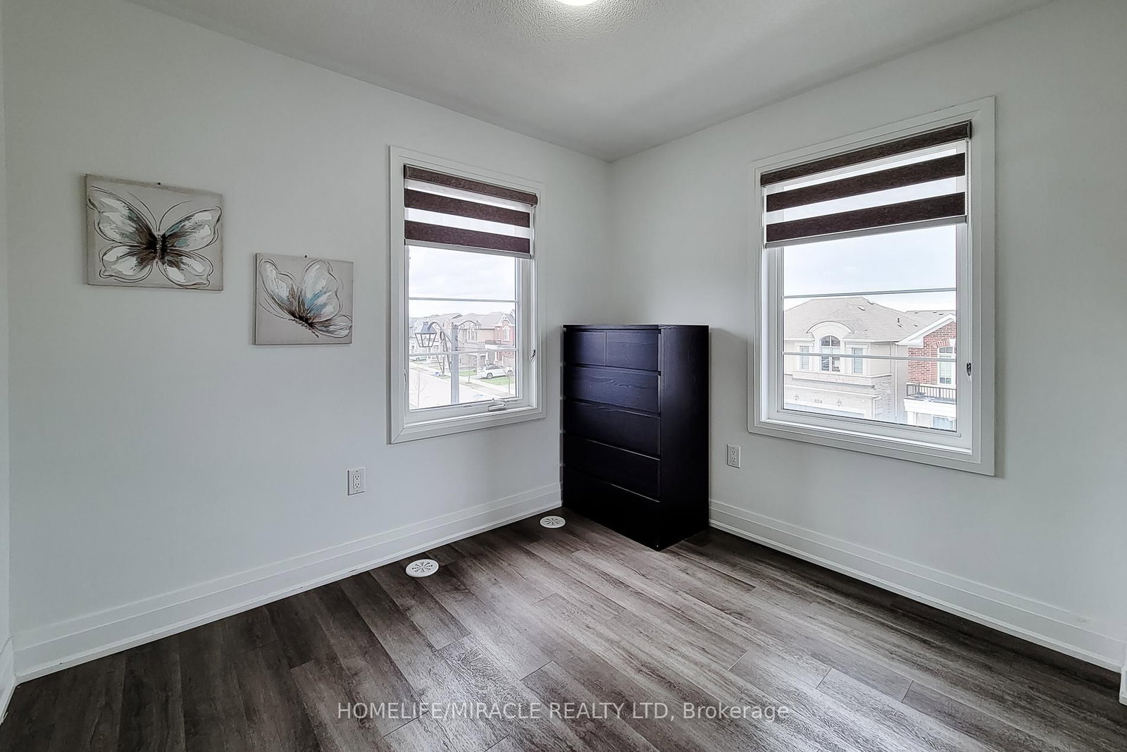 Townhouse for sale at 1274 Wintergreen Place, Milton, Ontario, L9E 1S4 - Cobban - MLS: W13010120