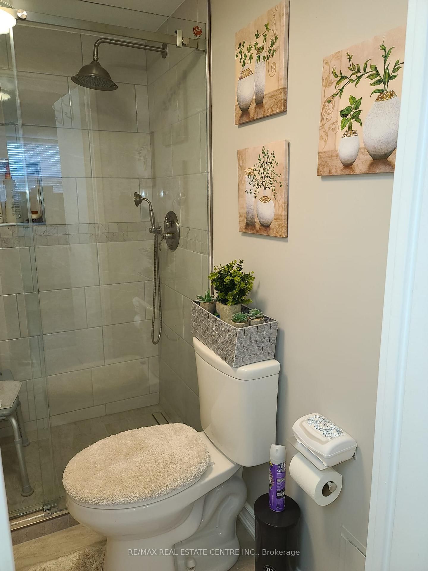 8 Lisa Street, Unit 407 - Photo 14