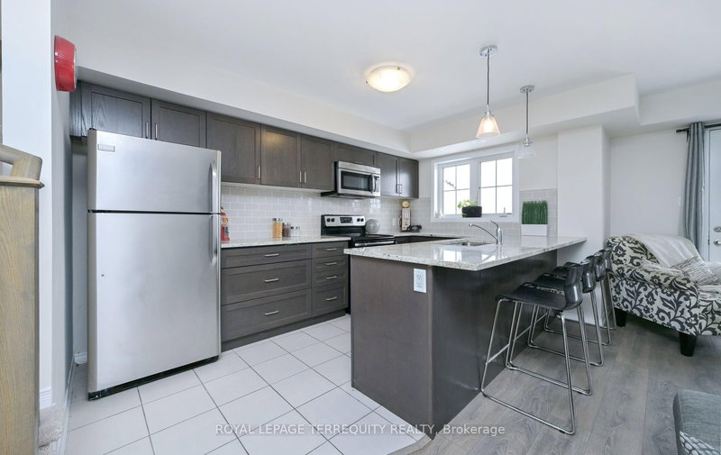95 - 2441 Greenwich Dr, Oakville, L6M 0S3 | Image 2