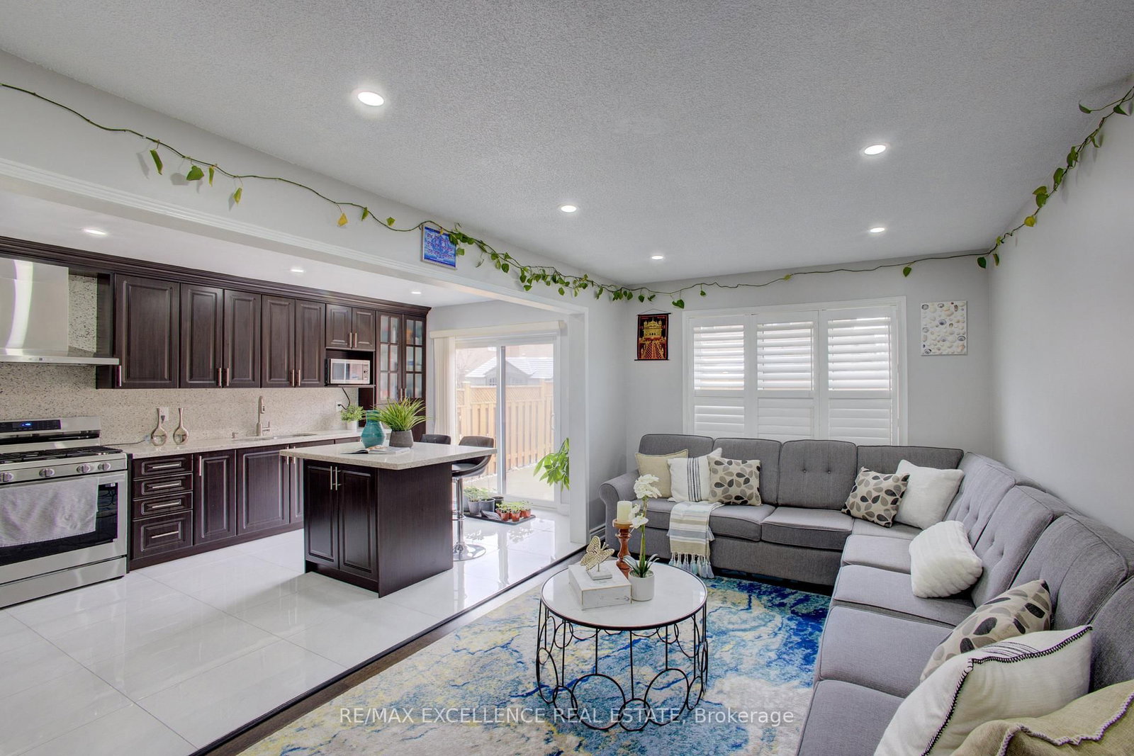 Detached House for sale at 5 Wildsky Road, Brampton, Ontario, L6Y 5P6 - Fletcher's Creek South - MLS: W13010308