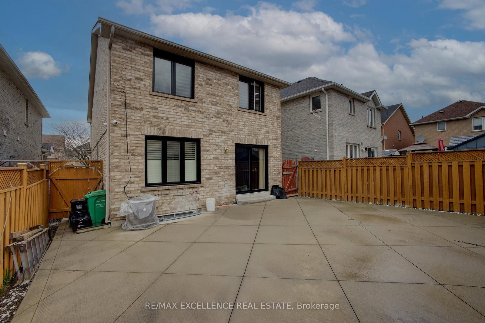 Detached House for sale at 5 Wildsky Road, Brampton, Ontario, L6Y 5P6 - Fletcher's Creek South - MLS: W13010308