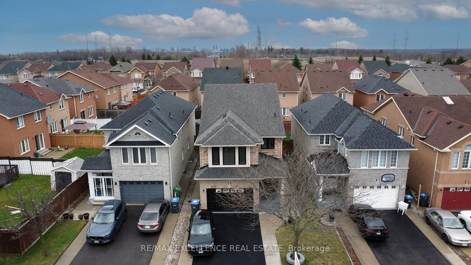 Detached House for sale at 5 Wildsky Road, Brampton, Ontario, L6Y 5P6 - Fletcher's Creek South - MLS: W13010308