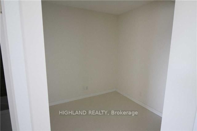 510 Curran Place, Unit 1610 - Photo 4