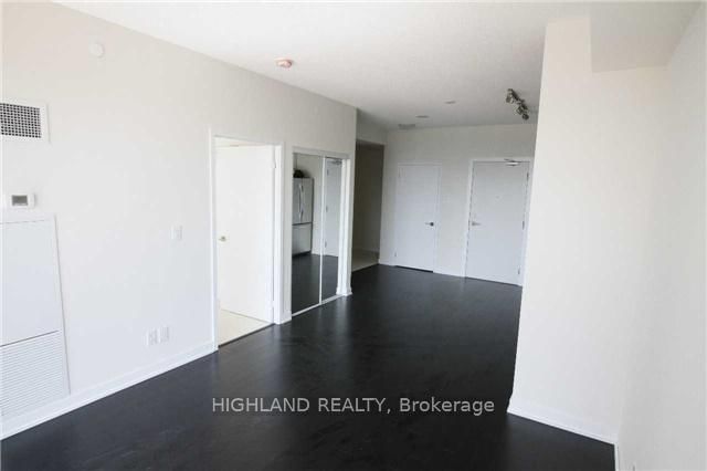 510 Curran Place, Unit 1610 - Photo 7