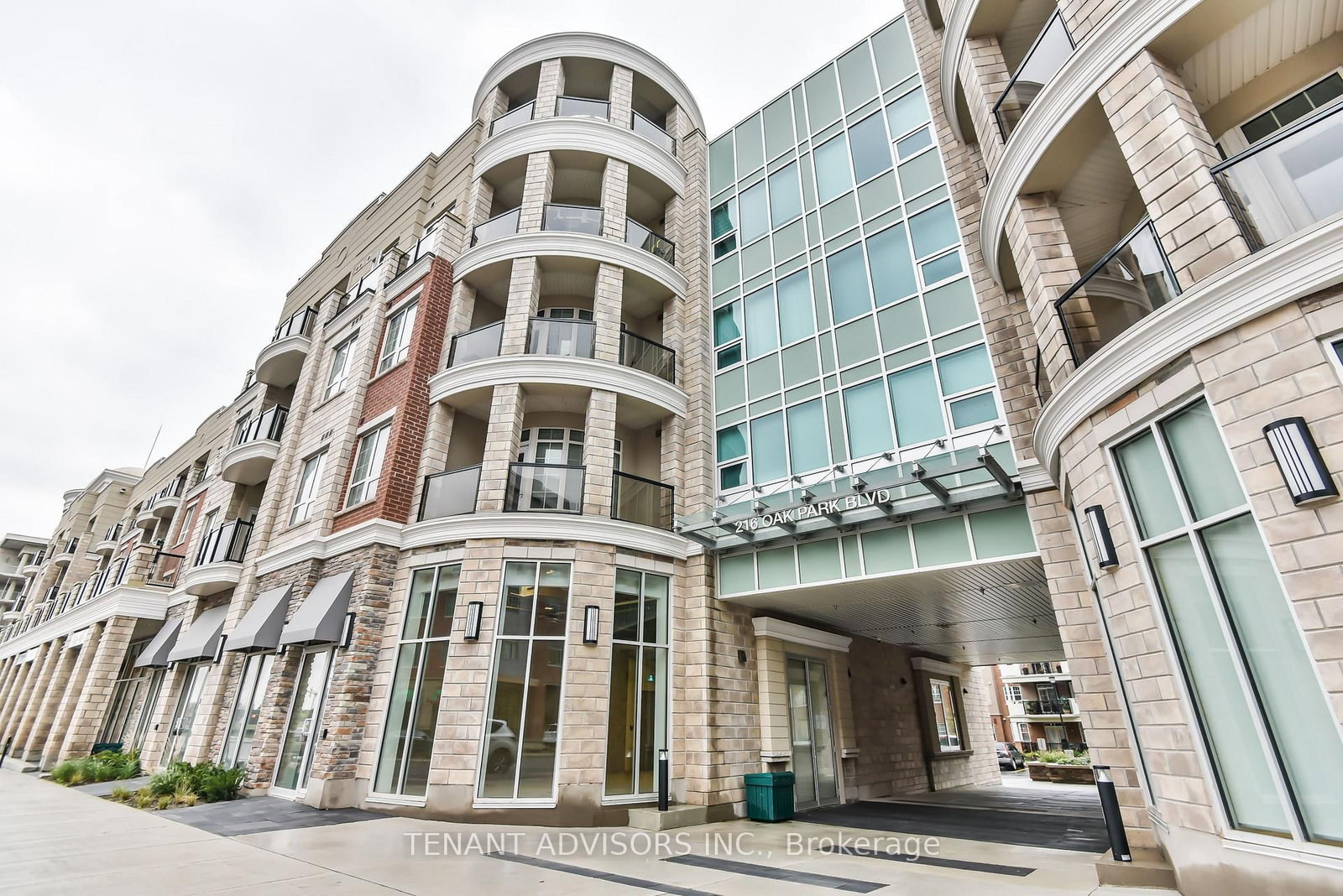 216 Oak Park Boulevard, Unit 114 - Photo 3