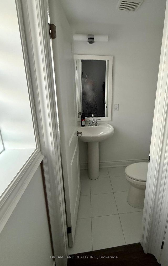 193 - 70 Lunar Crescent