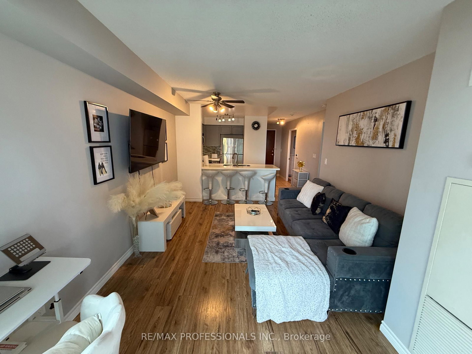 7 Michael Power Place, Unit 1406 - Photo 26