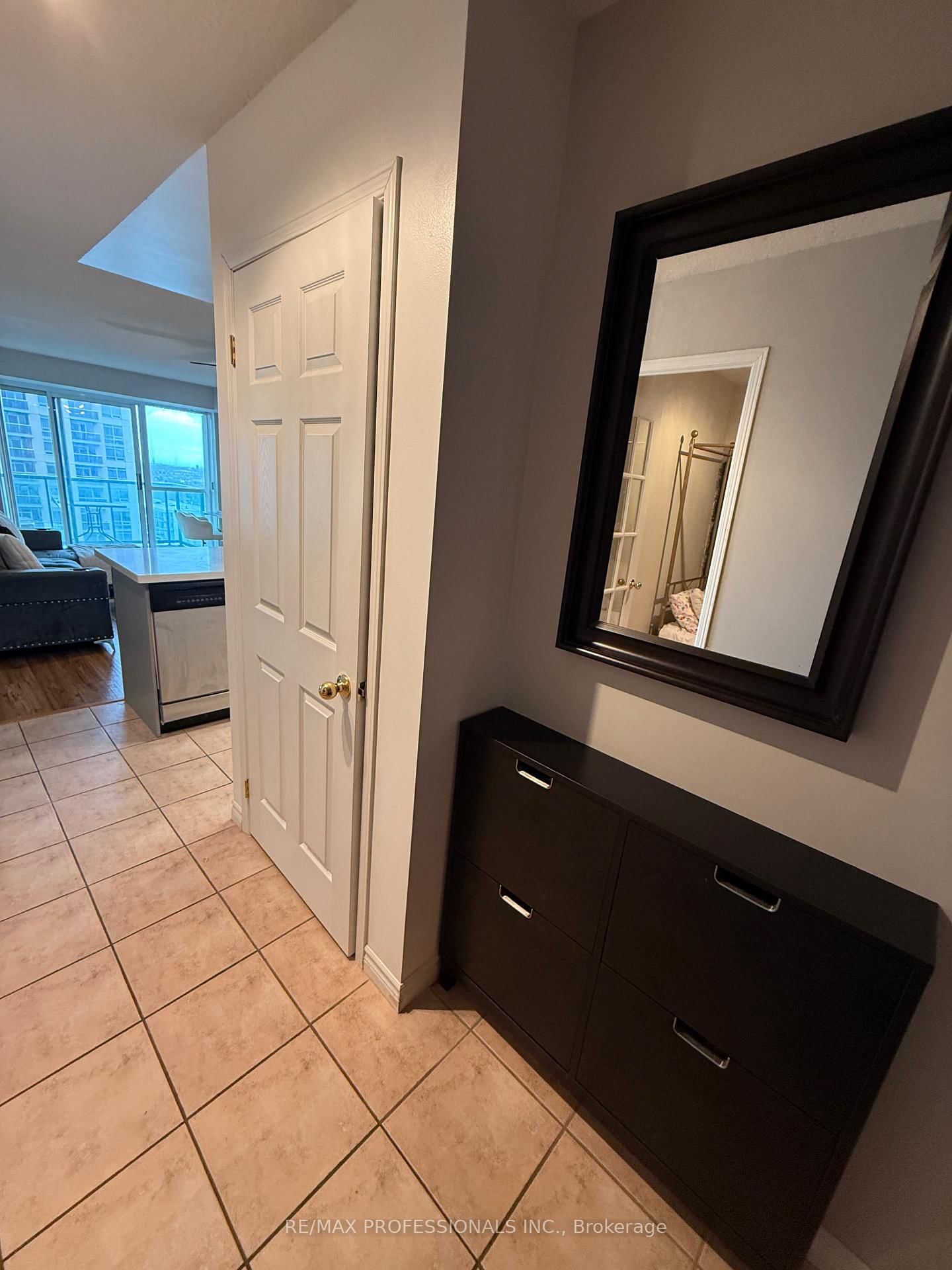 7 Michael Power Place, Unit 1406 - Photo 28