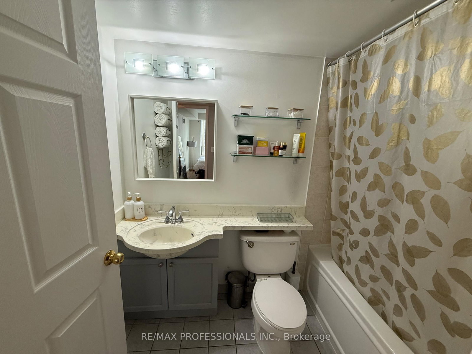 7 Michael Power Place, Unit 1406 - Photo 29