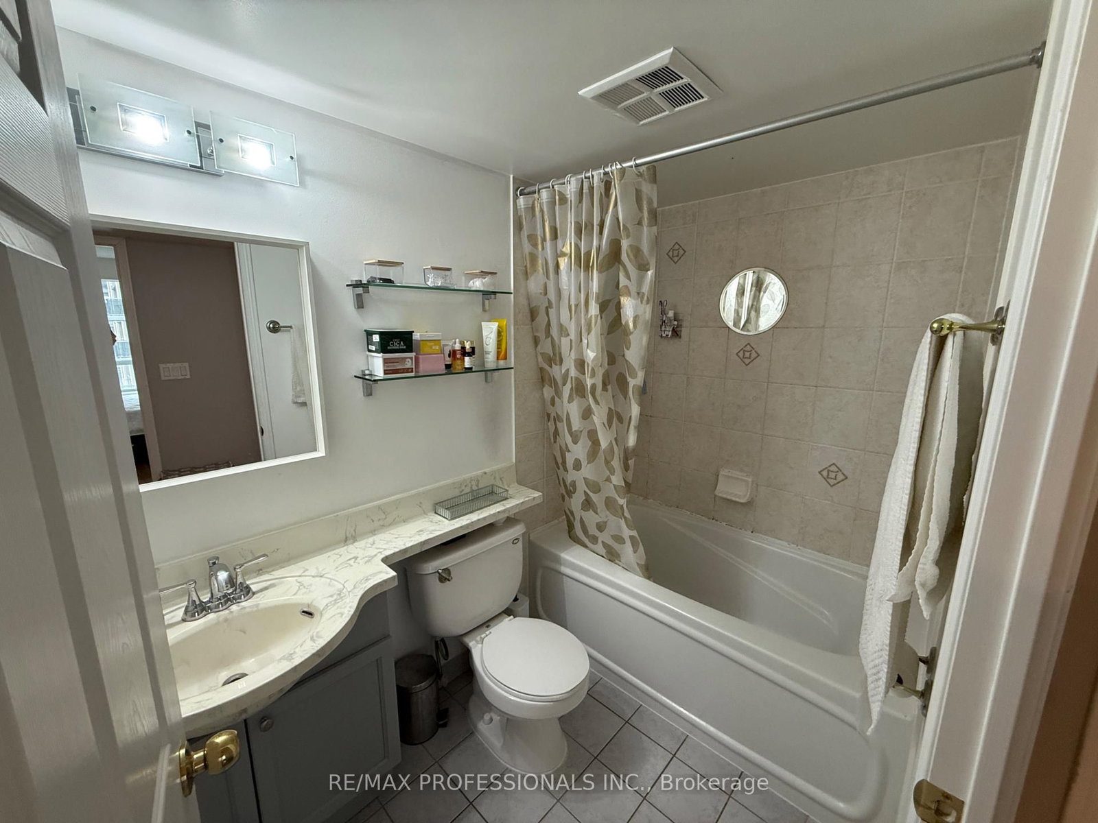 7 Michael Power Place, Unit 1406 - Photo 9