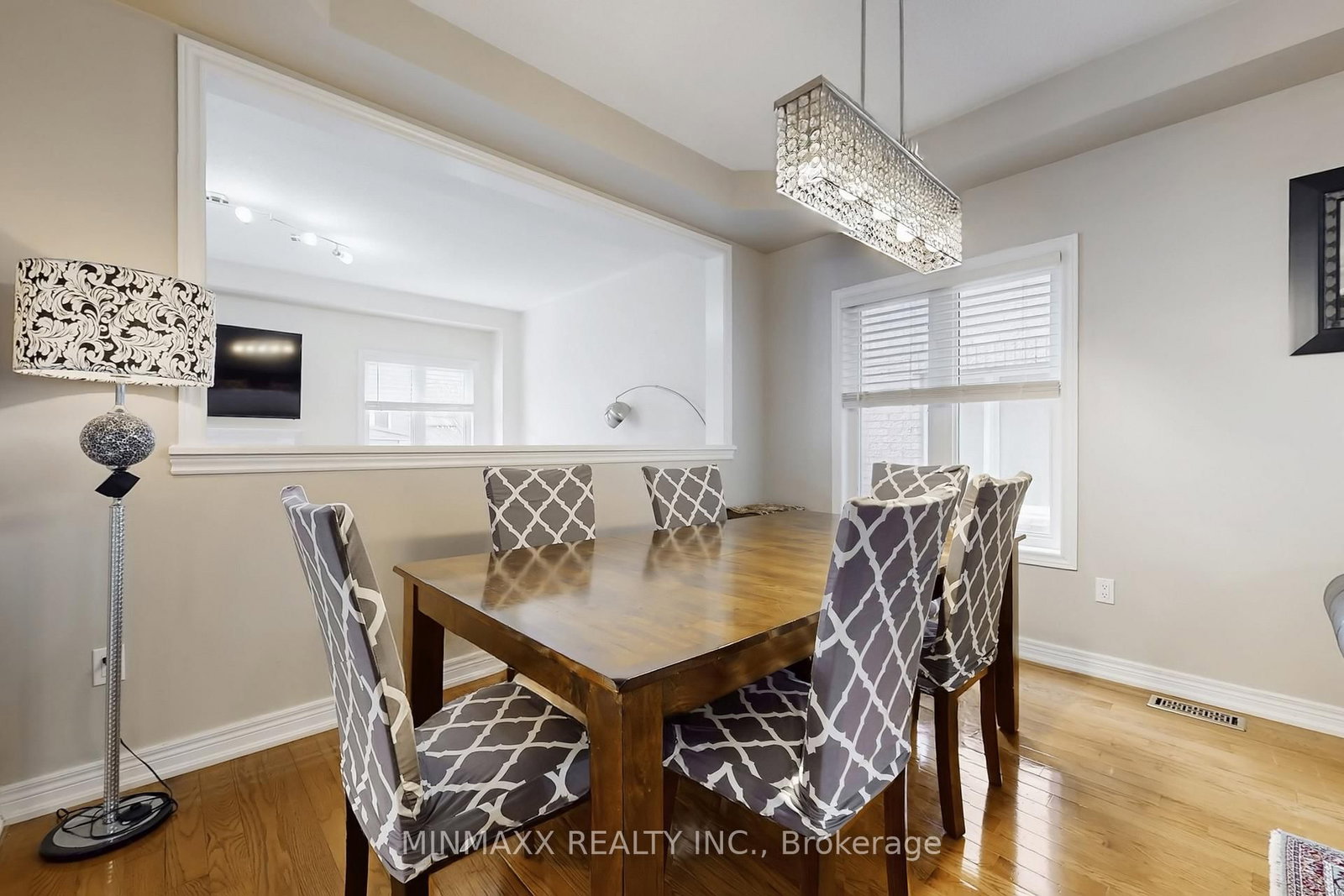 Detached House for sale at 764 Ferguson Drive, Milton, Ontario, L9T 7C7 - Beaty - MLS: W13010584