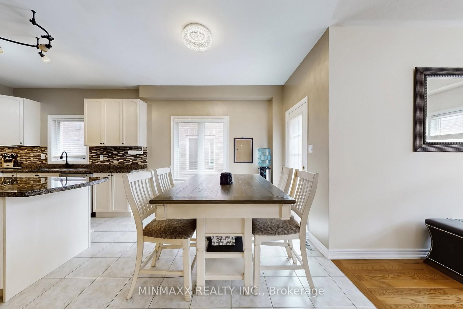 Detached House for sale at 764 Ferguson Drive, Milton, Ontario, L9T 7C7 - Beaty - MLS: W13010584