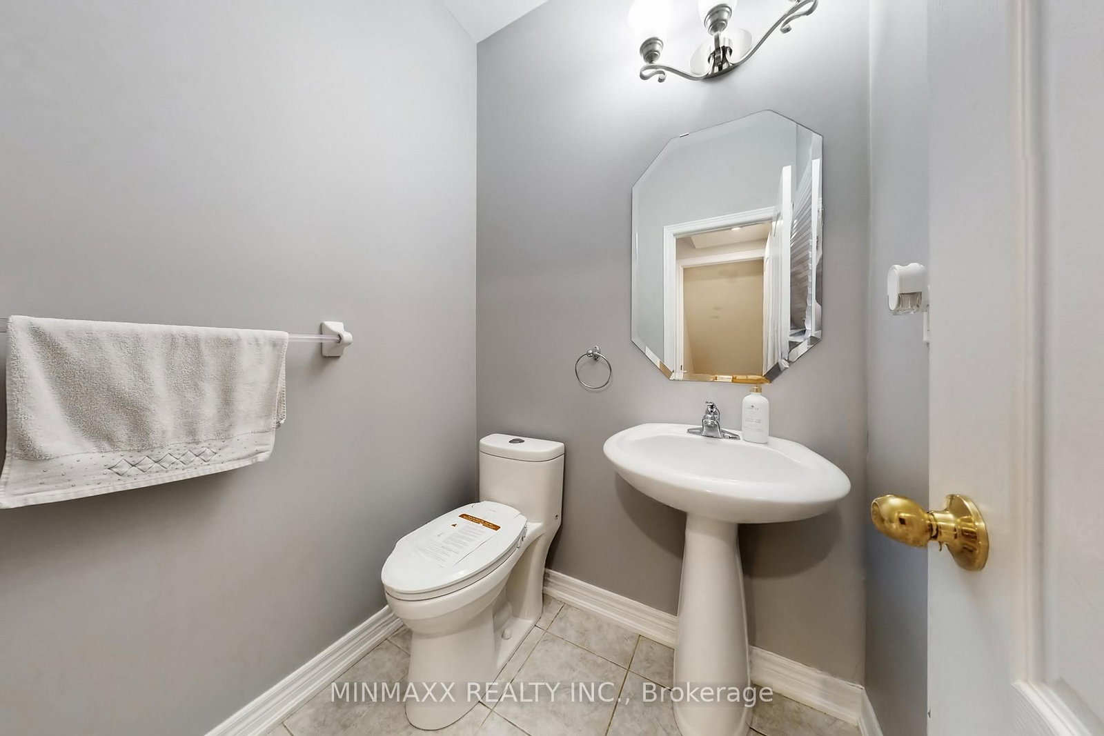 Detached House for sale at 764 Ferguson Drive, Milton, Ontario, L9T 7C7 - Beaty - MLS: W13010584