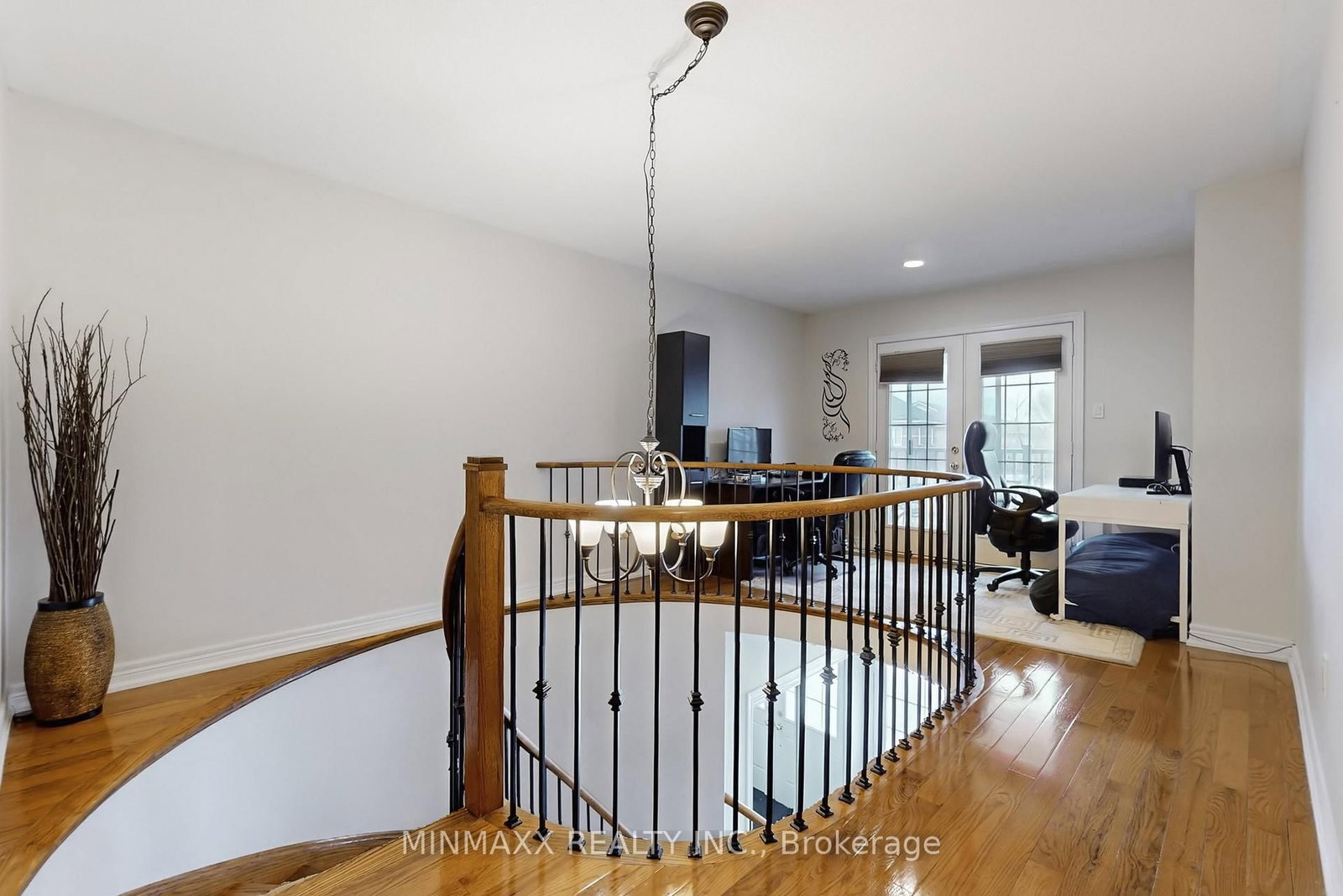 Detached House for sale at 764 Ferguson Drive, Milton, Ontario, L9T 7C7 - Beaty - MLS: W13010584