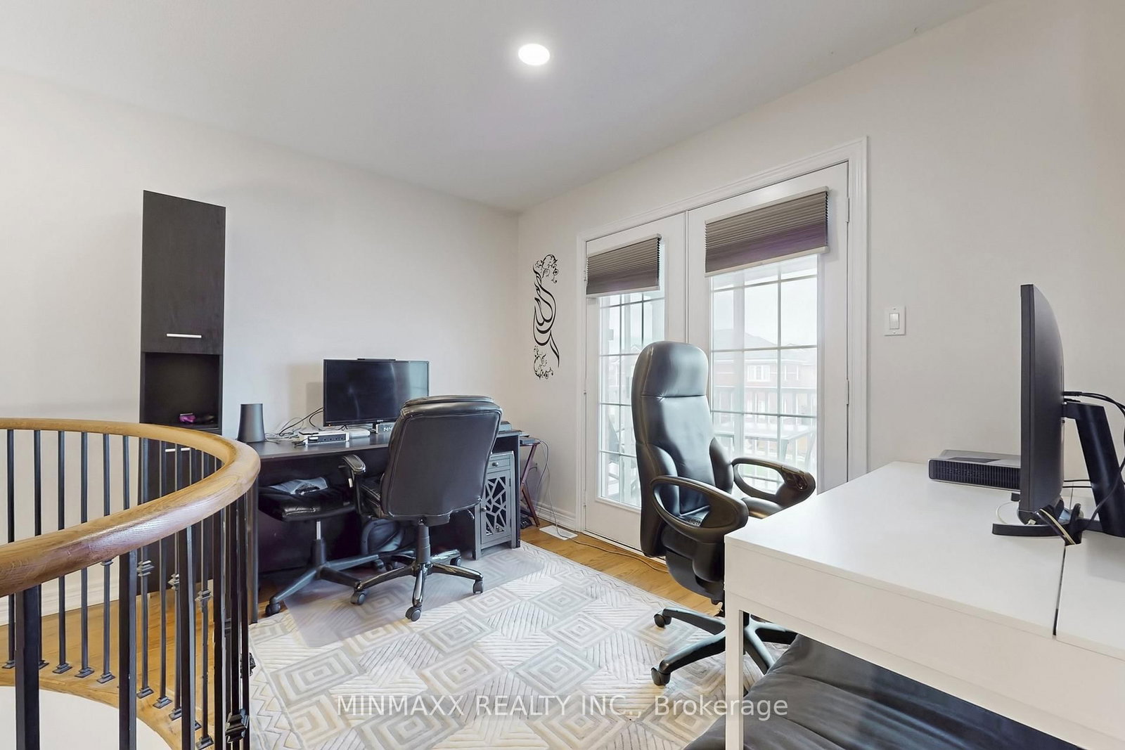 Detached House for sale at 764 Ferguson Drive, Milton, Ontario, L9T 7C7 - Beaty - MLS: W13010584