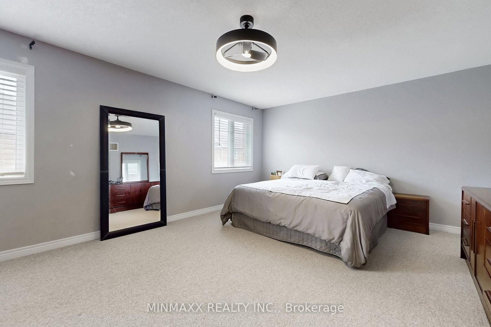 Detached House for sale at 764 Ferguson Drive, Milton, Ontario, L9T 7C7 - Beaty - MLS: W13010584