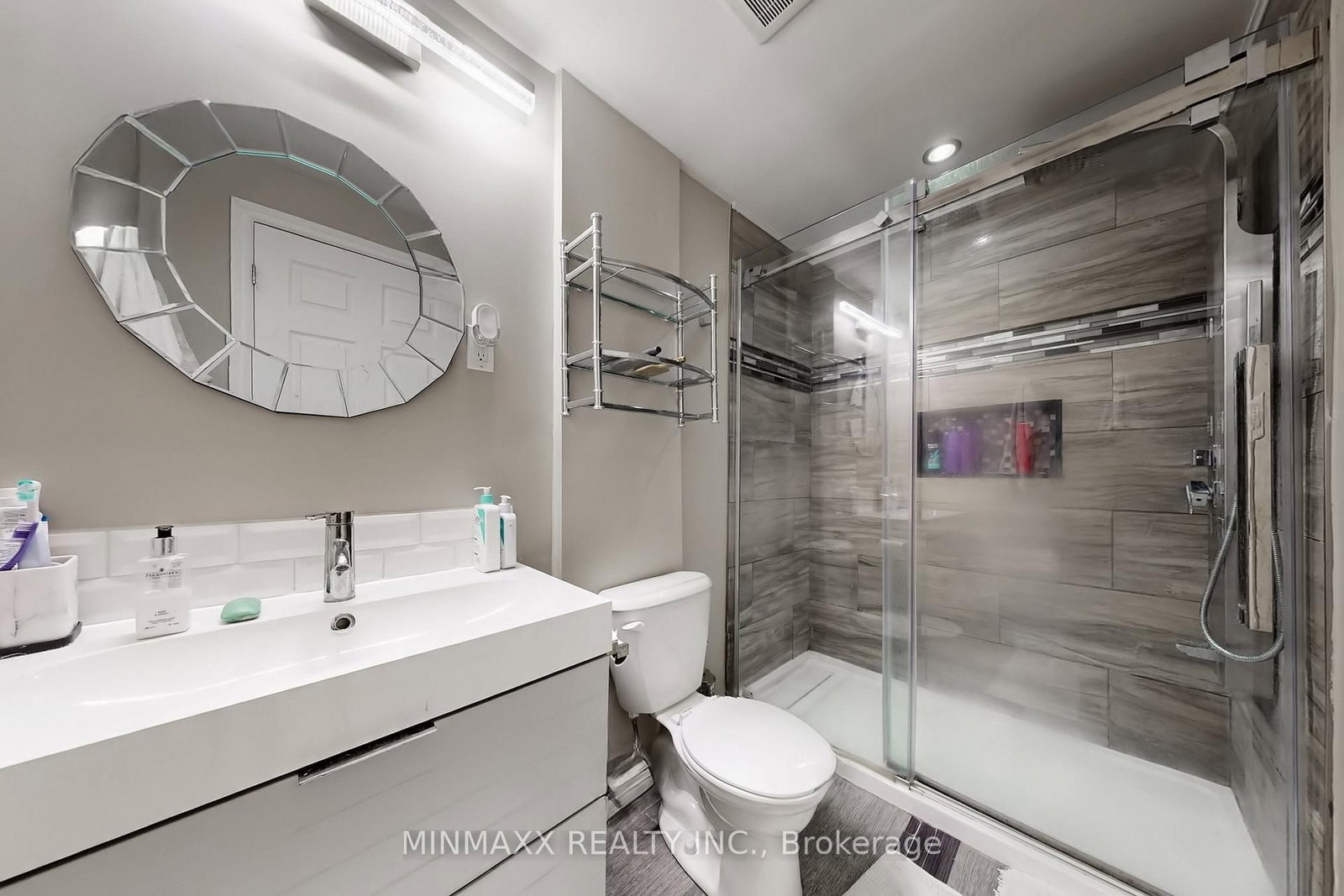 Detached House for sale at 764 Ferguson Drive, Milton, Ontario, L9T 7C7 - Beaty - MLS: W13010584