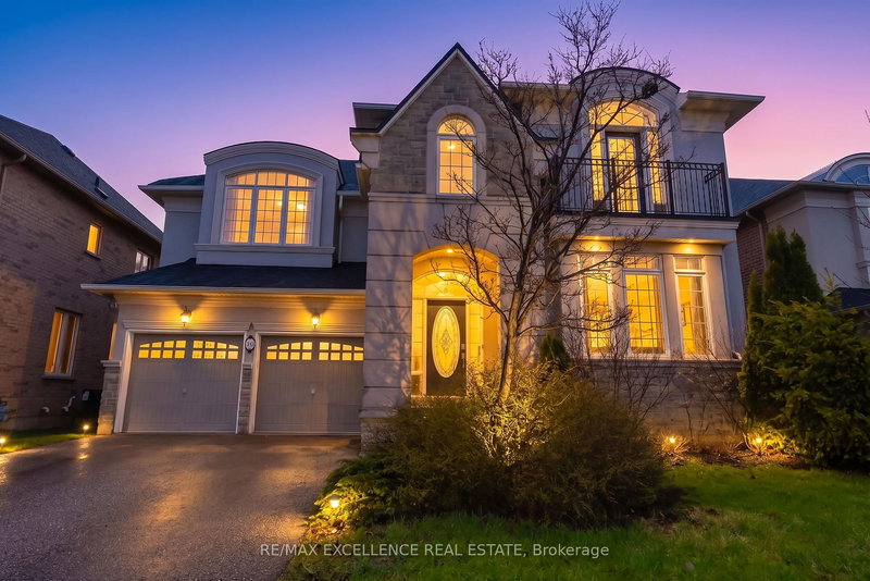 48 Riverglen St, Brampton, L6P 3C1 | Image 2