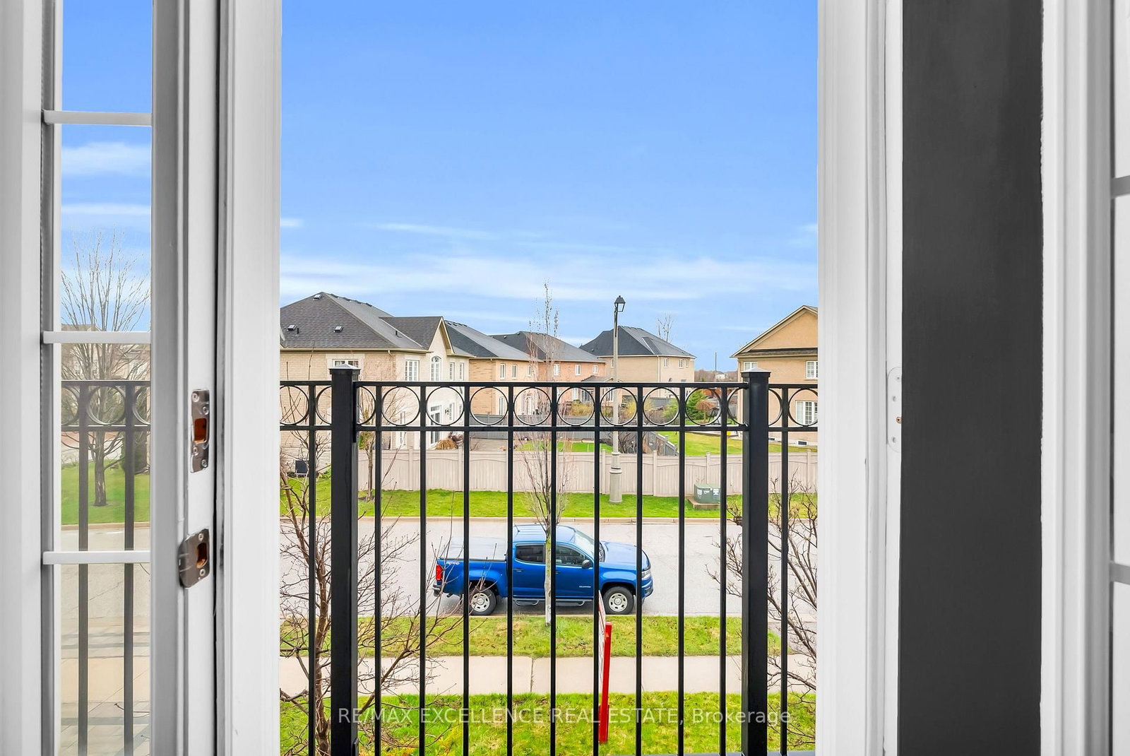 Detached House for sale at 48 Riverglen Street, Brampton, Ontario, L6P 3C1 - Bram East - MLS: W13010688