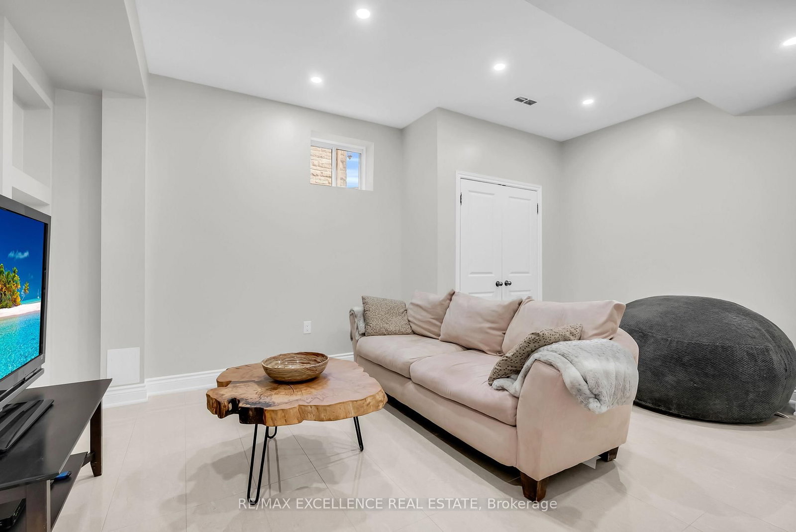 Detached House for sale at 48 Riverglen Street, Brampton, Ontario, L6P 3C1 - Bram East - MLS: W13010688