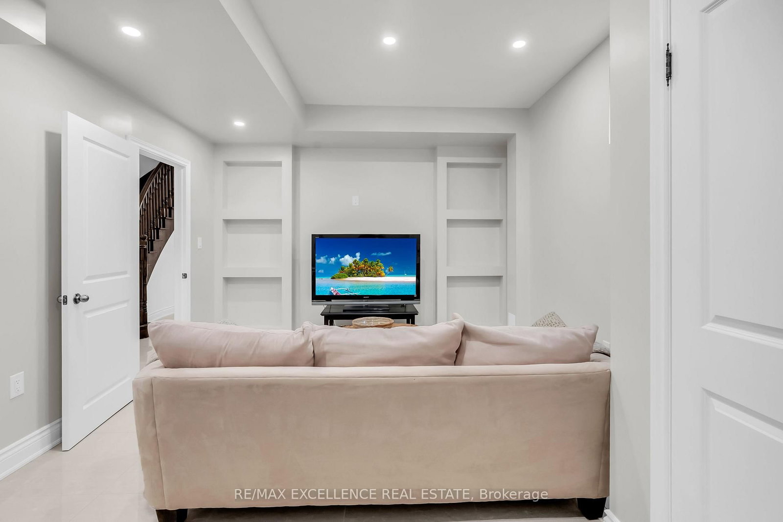 Detached House for sale at 48 Riverglen Street, Brampton, Ontario, L6P 3C1 - Bram East - MLS: W13010688