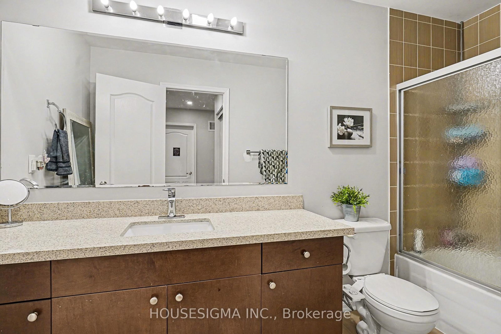 65 Bleasdale Avenue - Photo 18