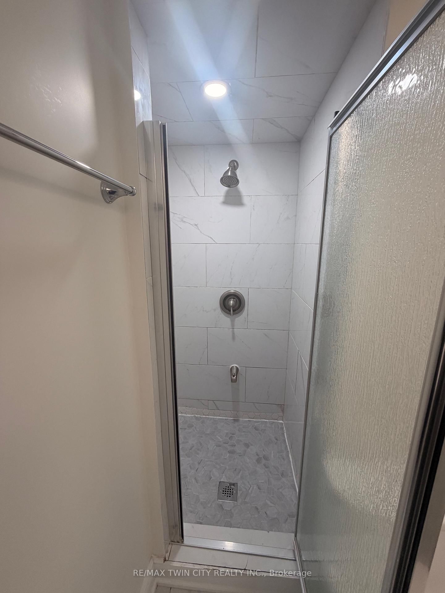 1- 420 Hincks Drive - Photo 9