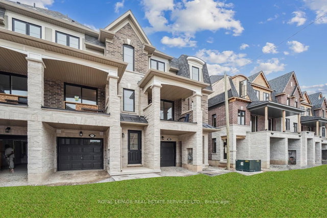 2096 FAIRMONT Common