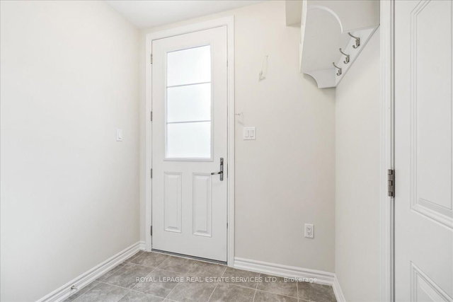 2096 FAIRMONT Common