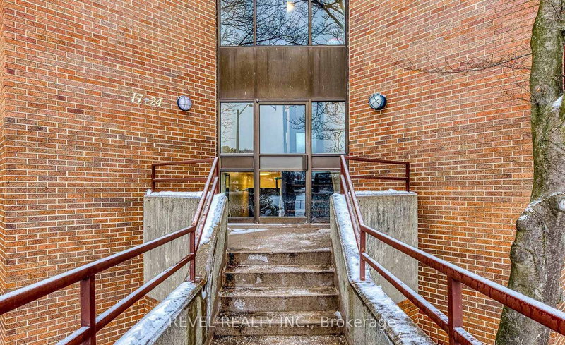 24 - 2035 South Millway Dr, Mississauga, L5L 1R7 | Image 2