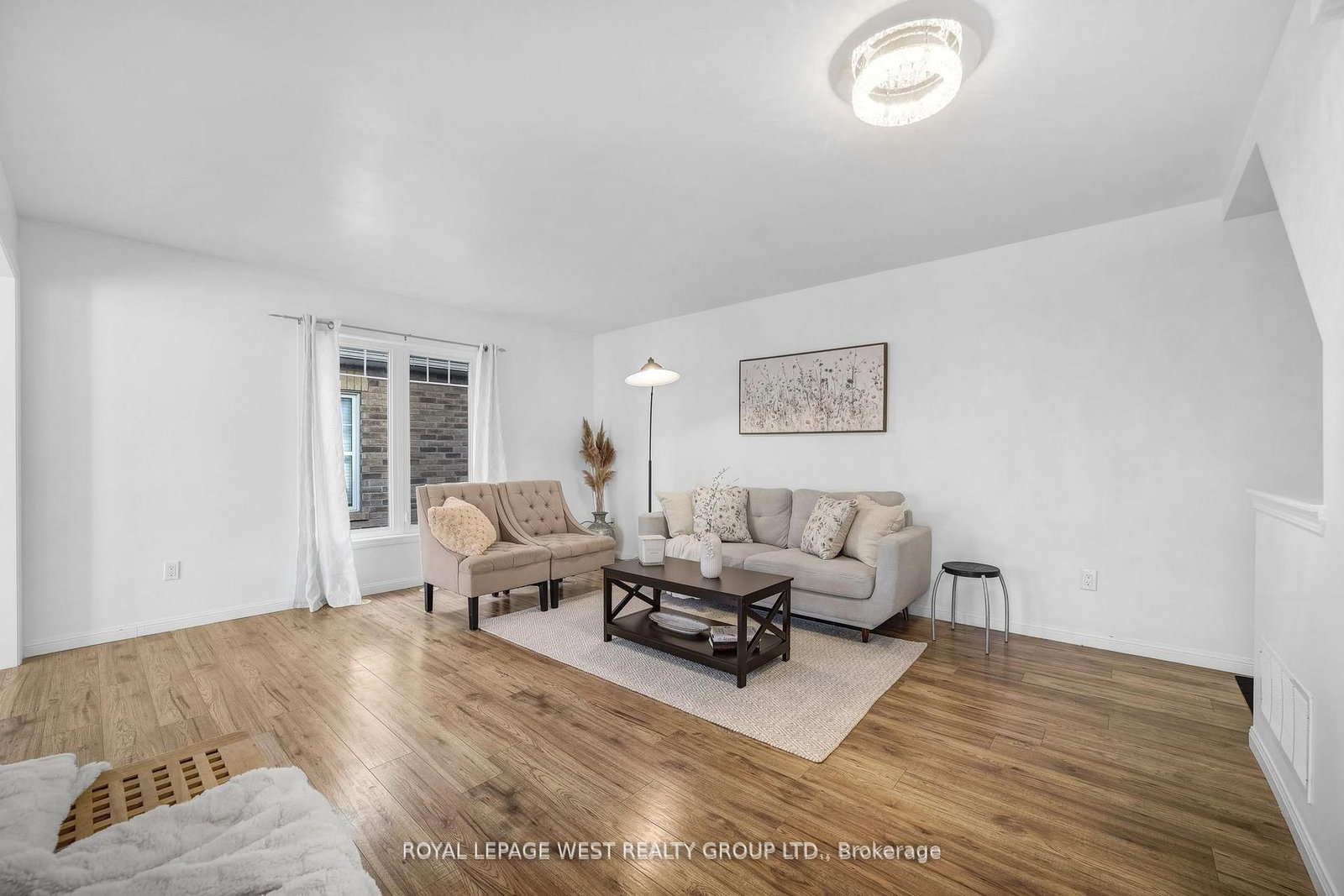 Townhouse for sale at 551 Pharo Pt, Milton, Ontario, L9T 8H6 - Willmott - MLS: W13011030